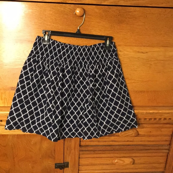 New York & Company Dresses & Skirts - 🟡$5- New York & Company Skirt